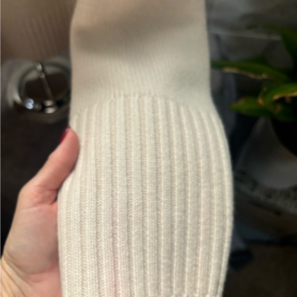 *Cashmere* BNWT - Picture 3 of 7